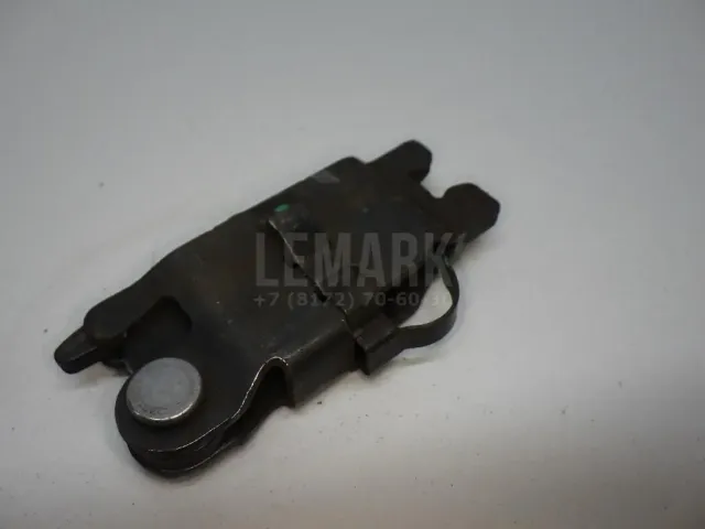 Планка разводки колодок правая для  Ford Maverick 2001-2007