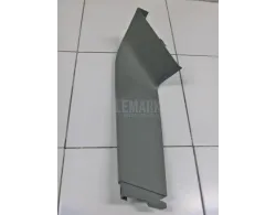 Обшивка двери багажника