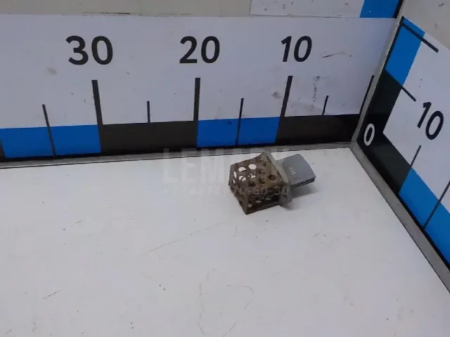 Резистор
