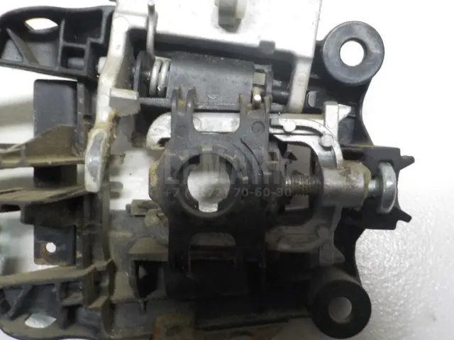 Кронштейн ручки для  Citroen C4 2004-2011