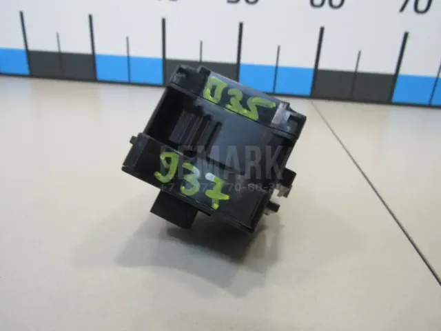 Переключатель стеклоочистителей для  FAW J5 2004