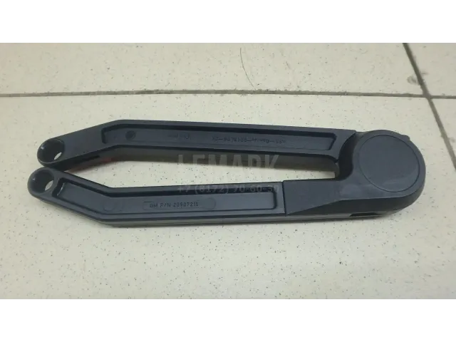 Кронштейн багажника для  CASE SV300 2012