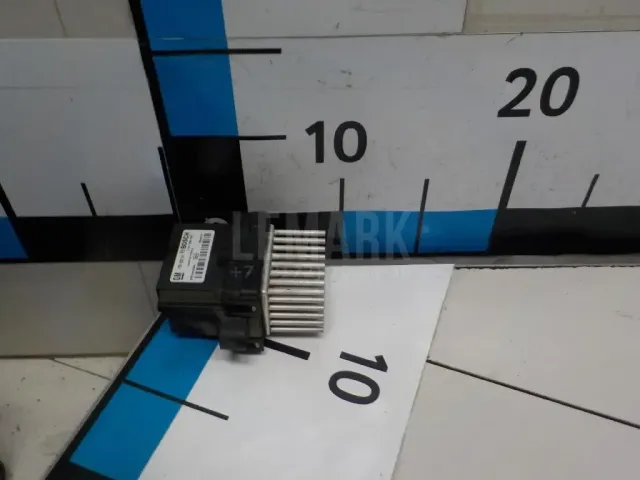 Резистор отопителя
