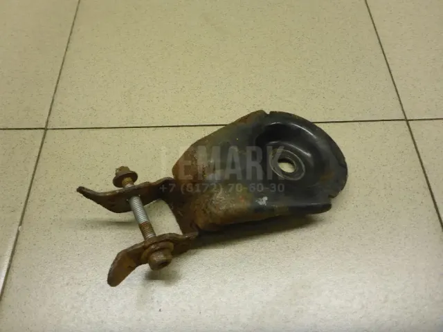 Кронштейн усилителя переднего бампера правый для  Chery Fora (A21) 2006-2010