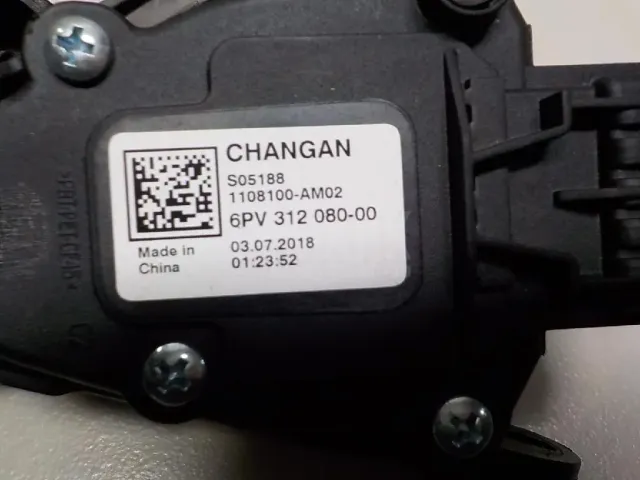 Педаль газа для  BMW X4 G02 2018