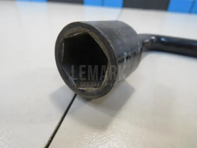 Ключ баллонный для  BMW 5-serie G30/G31/F90 2017-2023