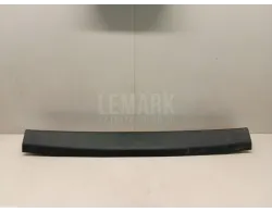 Обшивка двери багажника
