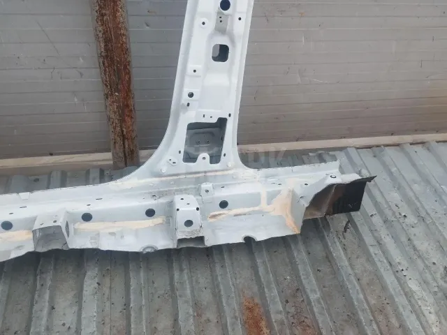 Стойка передней двери для  Chrysler Stratus/Cirrus 0-2001