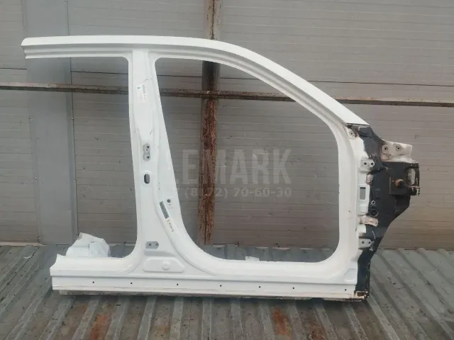 Стойка передней двери для  Chrysler Stratus/Cirrus 0-2001