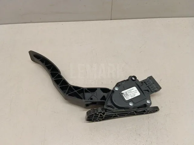 Педаль газа для  Ford Kuga 2008-2012
