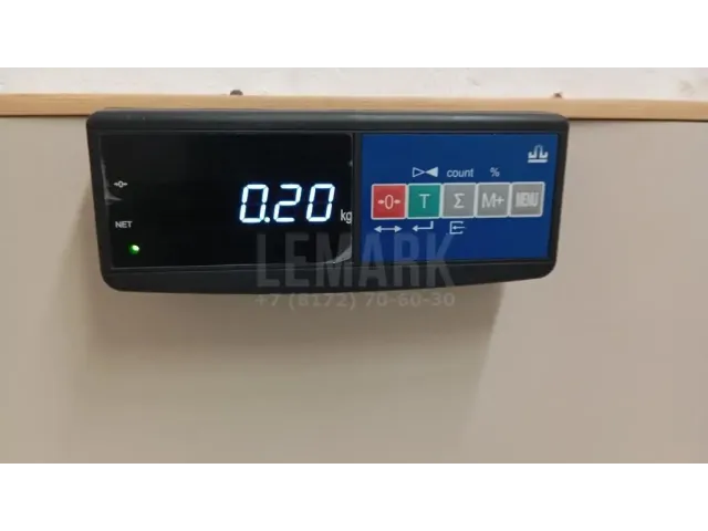 Накладка стойки для  Ford Escape EUR 2007-2009