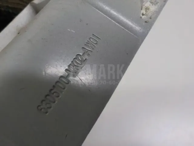 Петля двери багажника