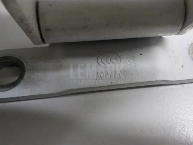 Петля двери багажника для  Citroen C-Crosser 2008-2013