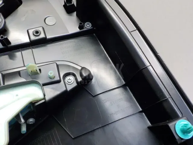 Обшивка двери задней правой для  Geely GC6 2014-2016