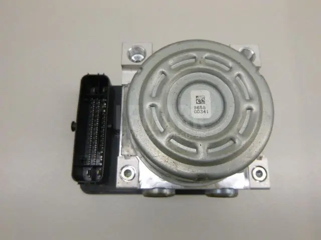 Блок ABS (насос) для  Audi Q3 (8U) 2012-2018