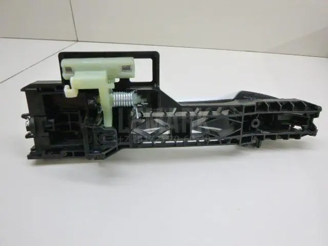 Ручка двери задней наружная левая для  Chrysler Concord 1998-2004