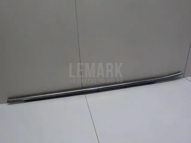 Накладка стекла заднего левого