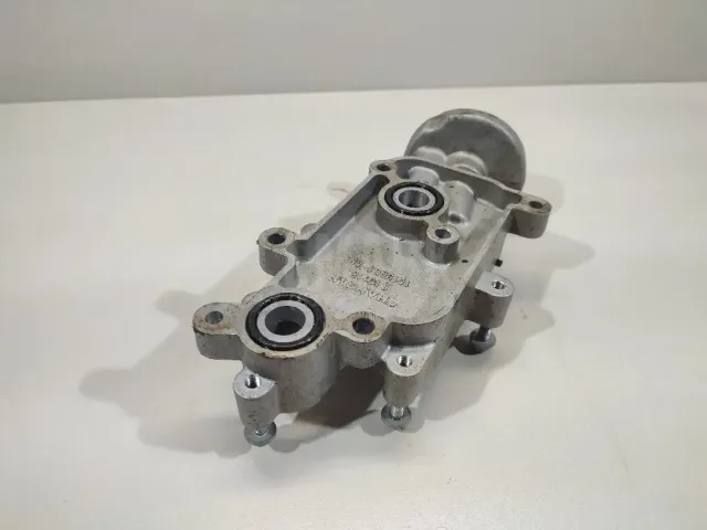 Кронштейн масляного фильтра для  BMW 4-serie F32/F33/F82 2012-2020