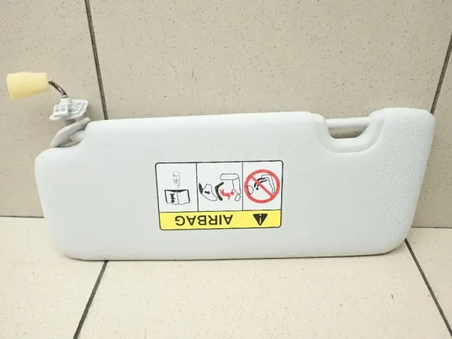 Козырек солнцезащитный (внутри)