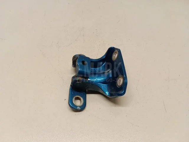 Петля двери задней правой верхняя для  Ford B-MAX 2012-2018