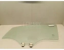 Стекло двери передней левой