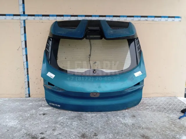Дверь багажника для  Chevrolet Tahoe V 2020