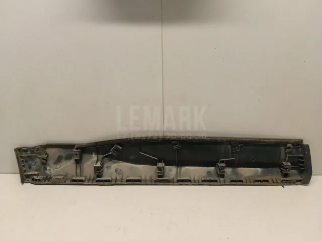 Накладка двери задней правой для  BMW 6-serie F12/F13 2010-2017