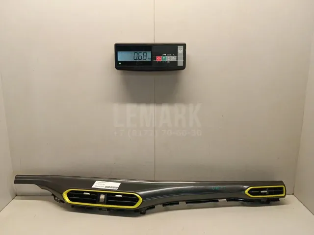 Накладка декоративная для  BMW 2-serie F22/F23/F87 2013-2020