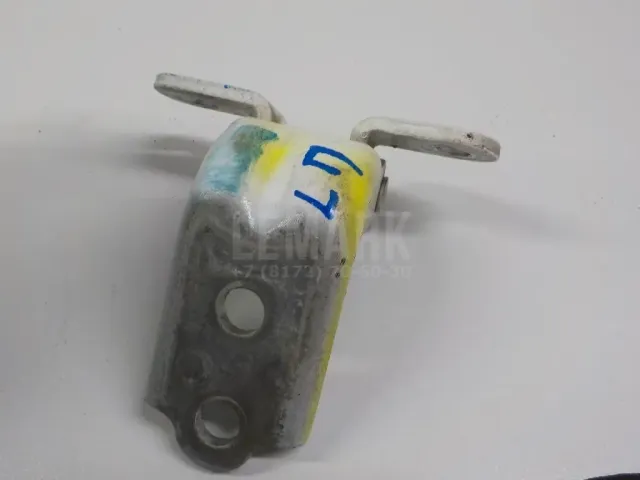 Петля двери для  Audi A8 [4E] 2002-2010