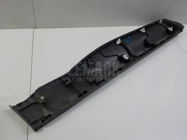 Накладка двери задней левой для  Citroen C5 2004-2008