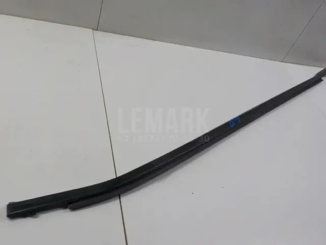 Накладка стекла переднего левого для  BAW M7 2022