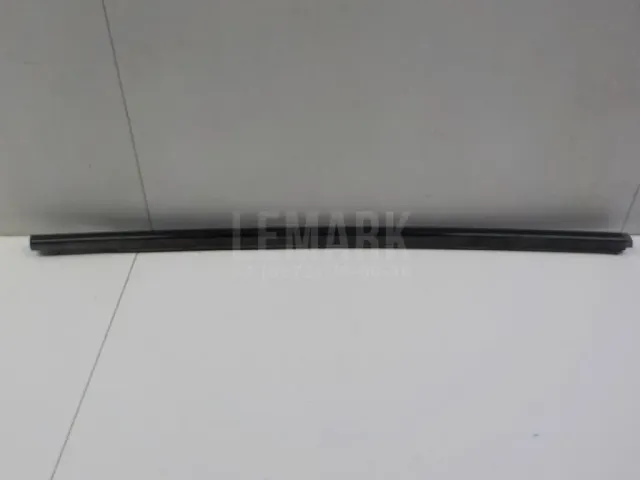 Накладка стекла заднего правого для  FOTON Auman 2002-2016