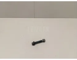 Болт заднего рычага