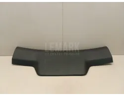Обшивка двери багажника