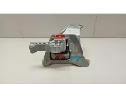 Опора двигателя правая