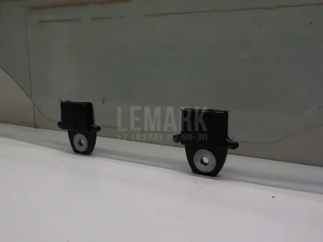 Стекло двери задней левой для  Chrysler Concord 1998-2004