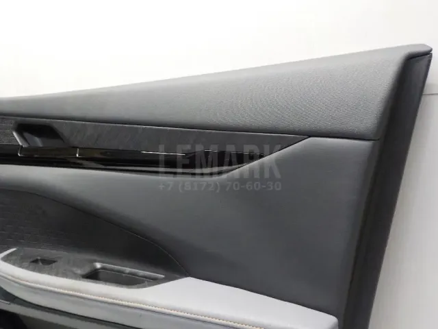 Обшивка двери передней правой для  Ford C-MAX 2010-2019