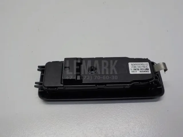 Плафон салонный для  Chrysler Concord 1998-2004