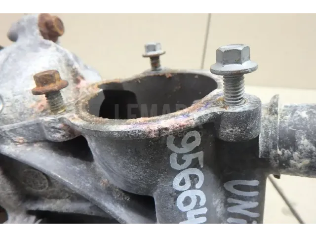 Насос водяной (помпа) для  Dongfeng 580 2017