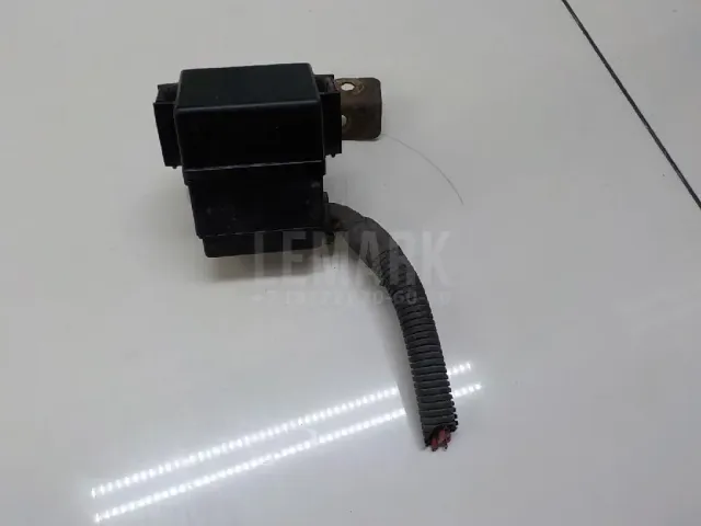 Блок реле для  Honda Accord VII 2003-2008