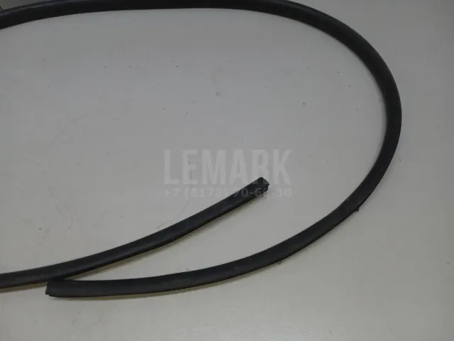 Уплотнитель капота для  Geely GC6 2014-2016