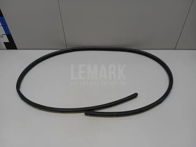 Уплотнитель капота для  Geely GC6 2014-2016