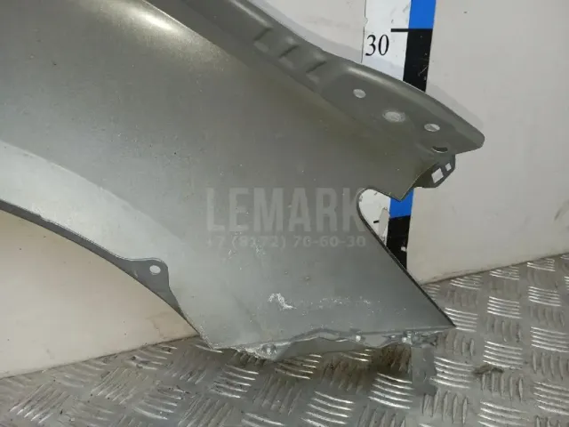 Крыло переднее левое для  Ford Escape EUR 2007-2009