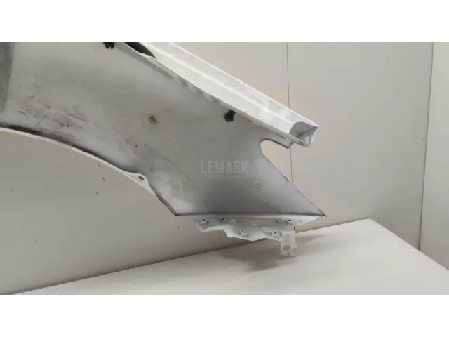 Крыло переднее левое для  Fiat Uno 1989-1995