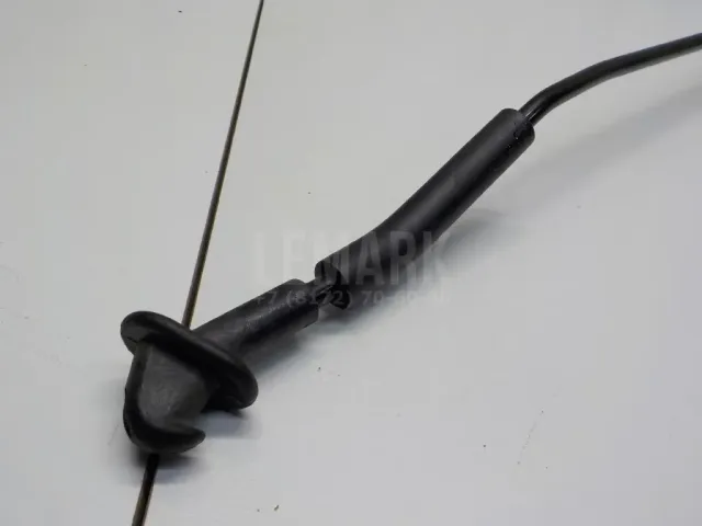 Держатель капота для  Audi A4 [B6] 2000-2004