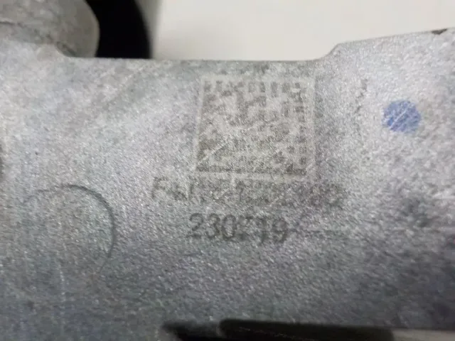 Насос водяной (помпа) для  Ford B-MAX 2012-2018