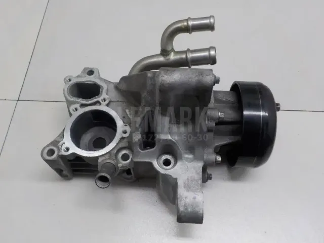 Насос водяной (помпа) для  Ford B-MAX 2012-2018