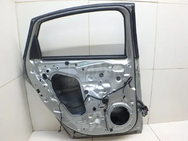 Дверь задняя левая для  Audi A3 [8V] 2013-2020