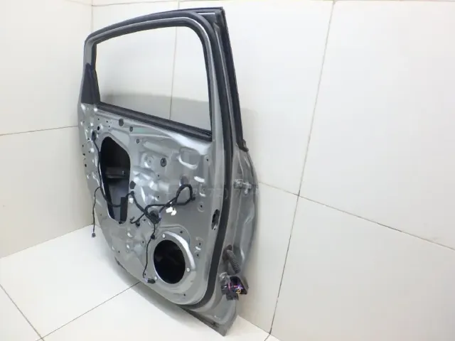 Дверь задняя левая для  Audi A3 [8V] 2013-2020