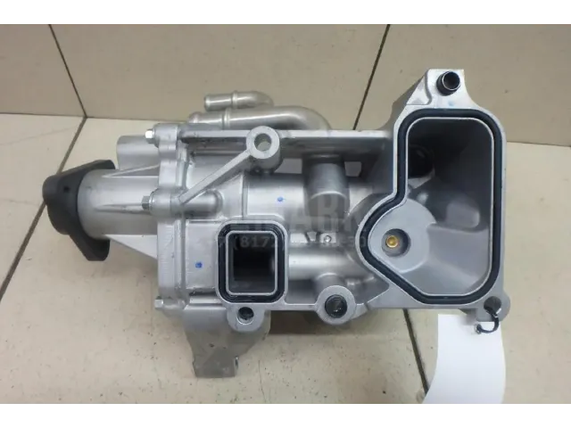 Насос водяной (помпа) для  Dongfeng DFL4251 2007